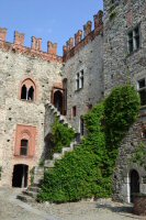 Castello di Montalto Dora